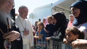 Papa Francesco a Lesbo - foto Vatican News